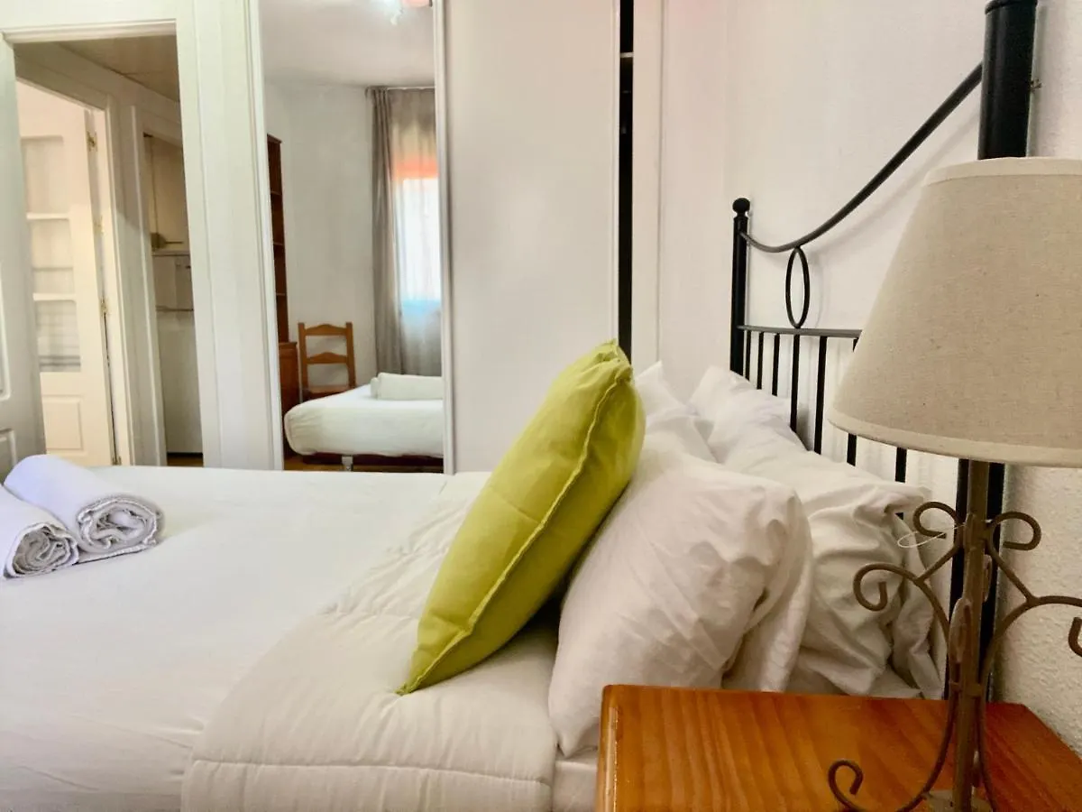 Deyanira Suite, Aeropuerto, Ifema Madrid