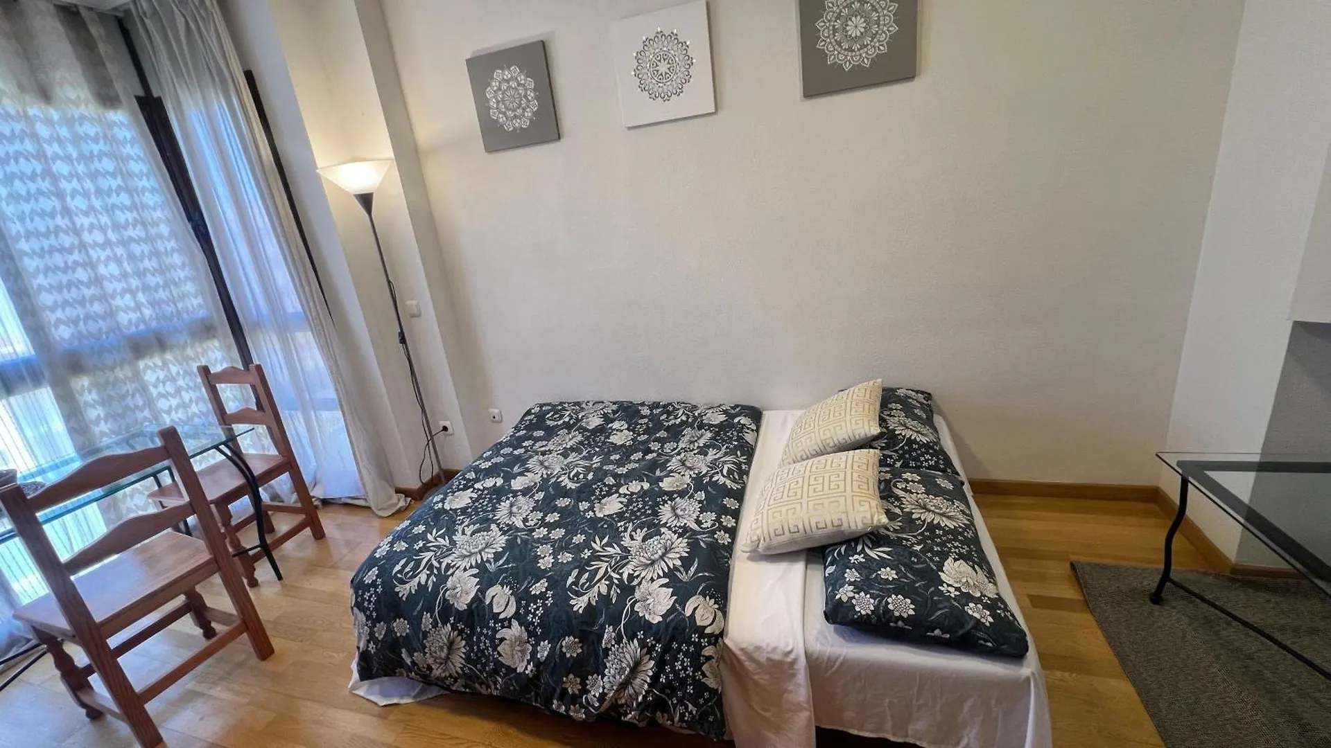 Deyanira Suite, Aeropuerto, Ifema Madrid Spain
